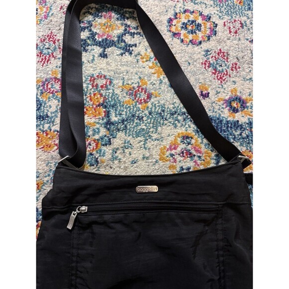 Baggallini Black Nylon Crossbody Bag - Picture 8 of 8
